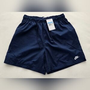 Nike Club Men's Woven Flow Shorts Size Medium, Midnight Navy